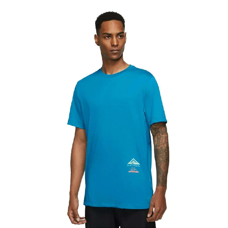 men's slim fit t-shirts -Nike Dri-Fit Mont Blanc Trail Running T shirt - Blue