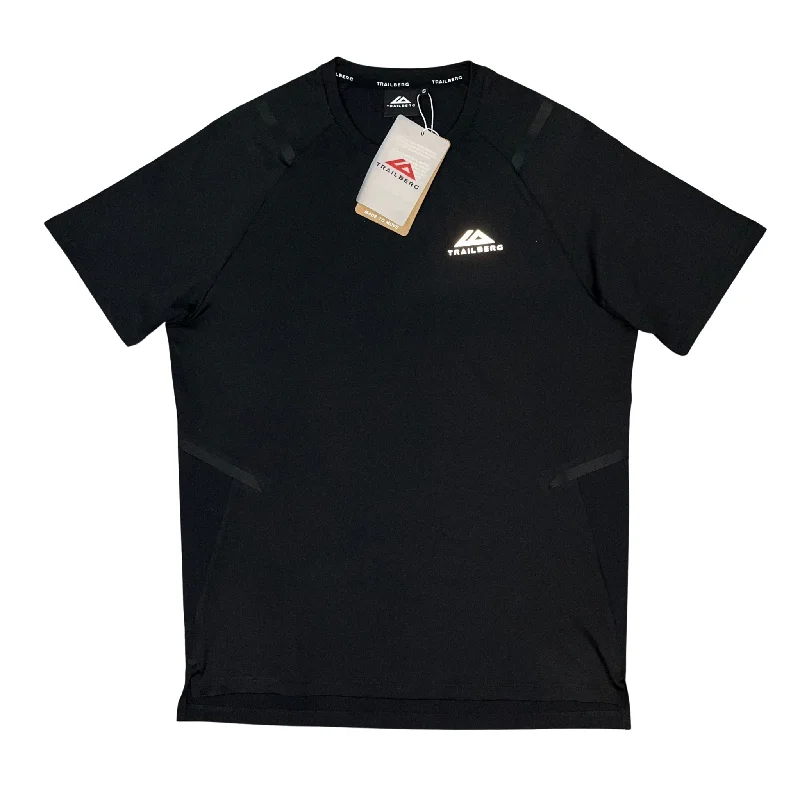 men's loose fit t-shirts -Trailberg Tech T-Shirt - Black